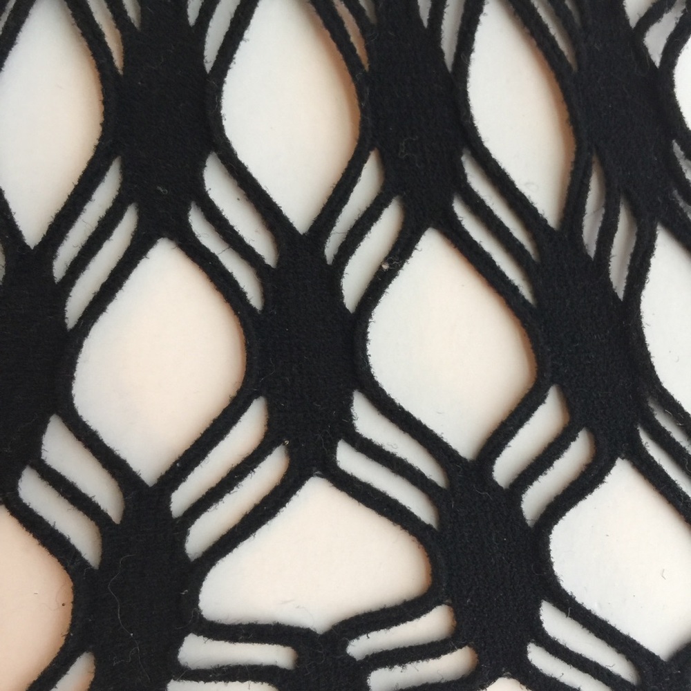 FRENCHIC FISHNET LACE TIGHTS BLACK SIZE M/L - Picture 6 of 8